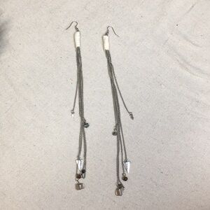 💥2/$10 boho silver chain shoulder skim earrings
